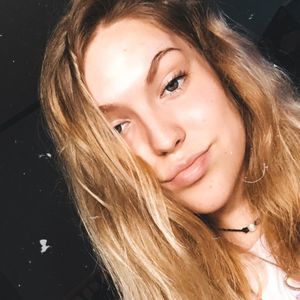 Meet your Posher, Mackenzie